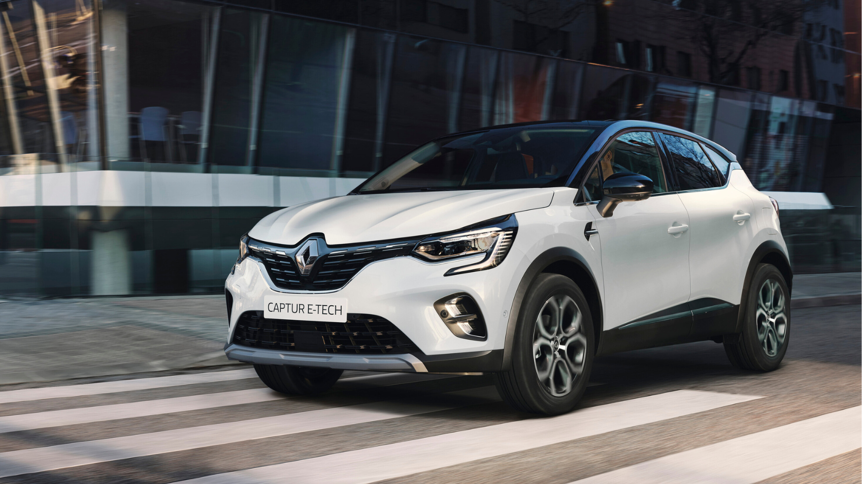 Renault Captur in weiß Front