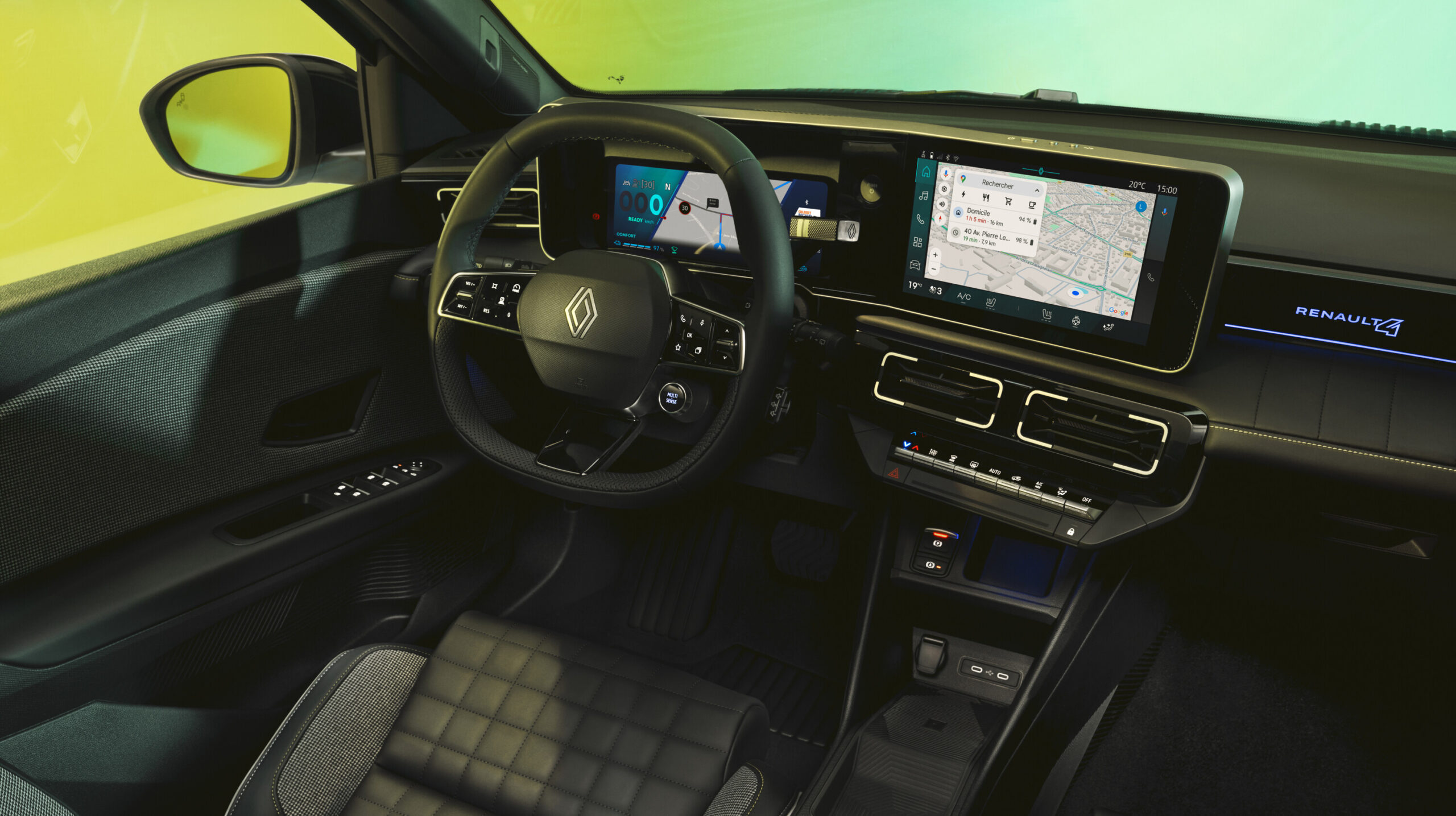 RENAULT 4 E-TECH ELECTRIC-innen