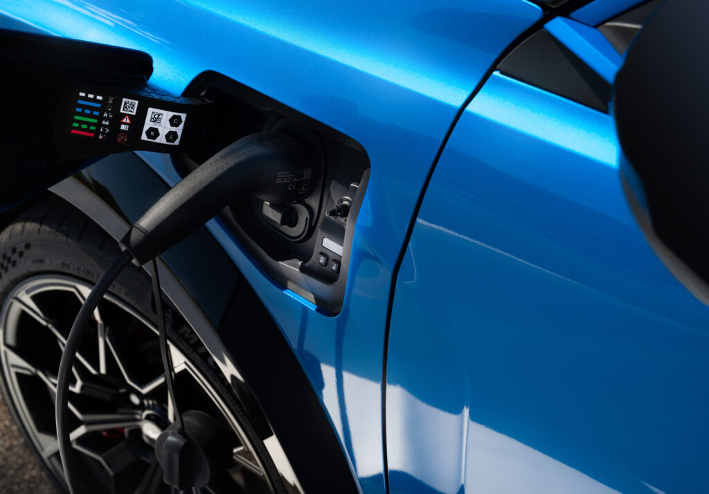 Alpine A290 Ladeklappe